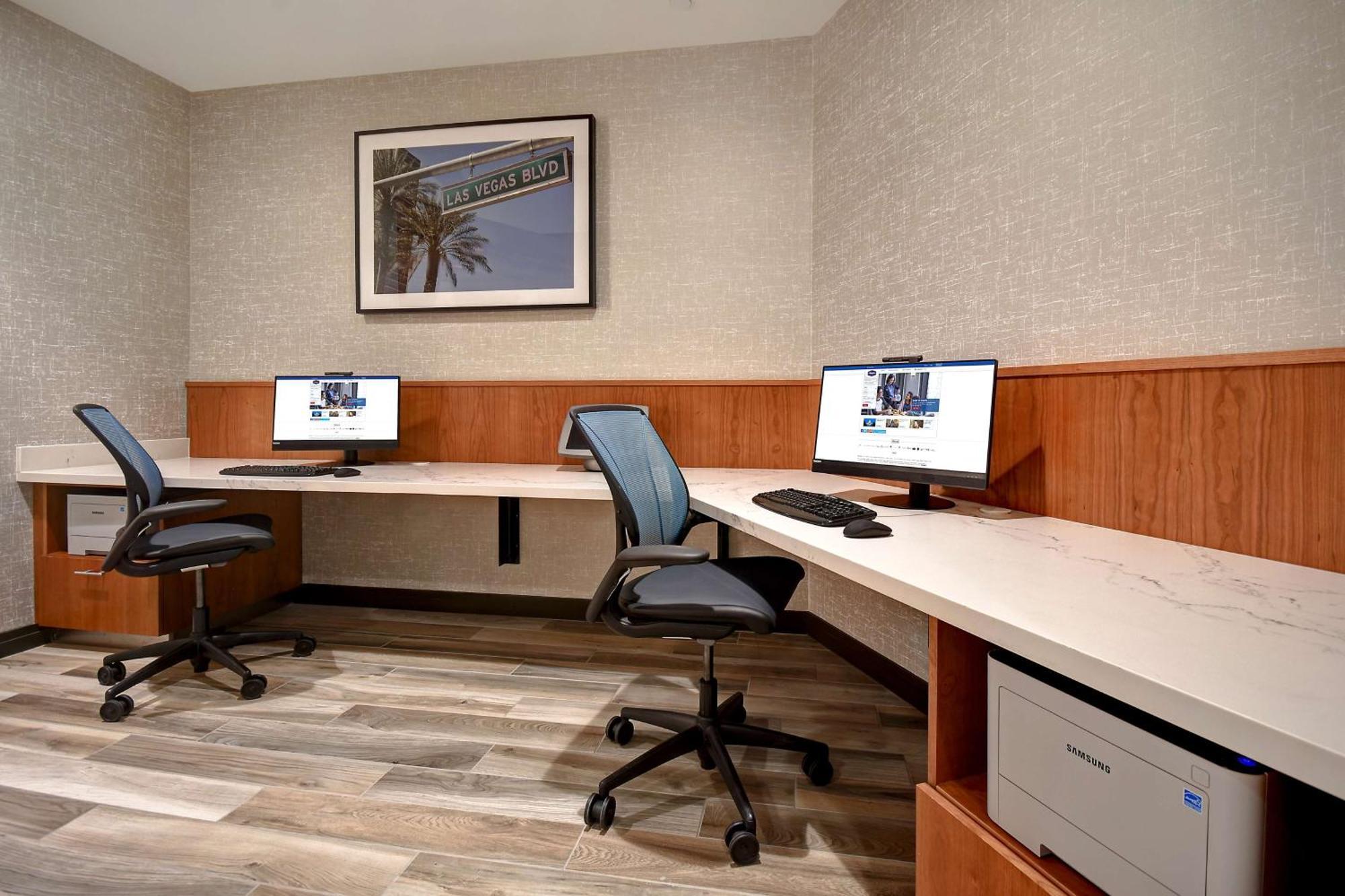 Home2 Suites By Hilton Las Vegas Convention Center - No Resort Fee Εξωτερικό φωτογραφία