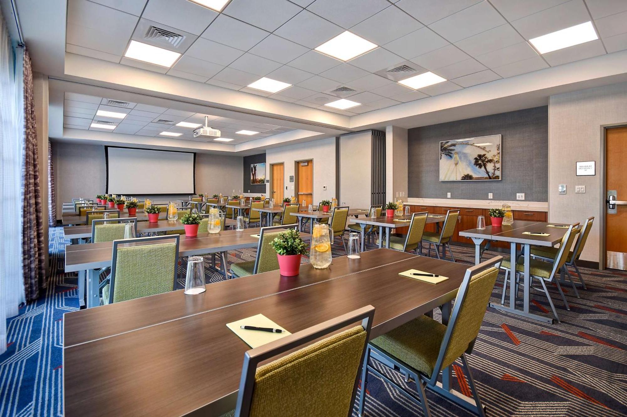 Home2 Suites By Hilton Las Vegas Convention Center - No Resort Fee Εξωτερικό φωτογραφία