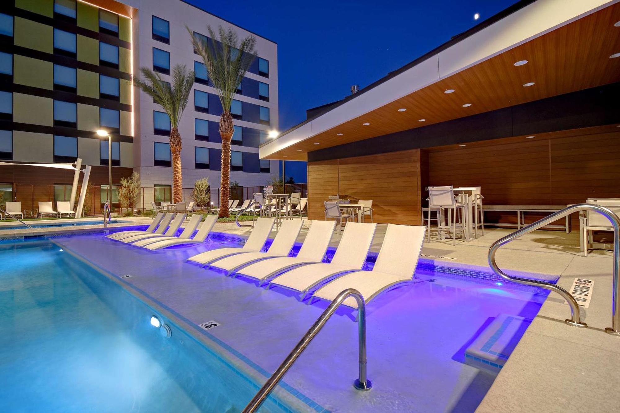 Home2 Suites By Hilton Las Vegas Convention Center - No Resort Fee Εξωτερικό φωτογραφία