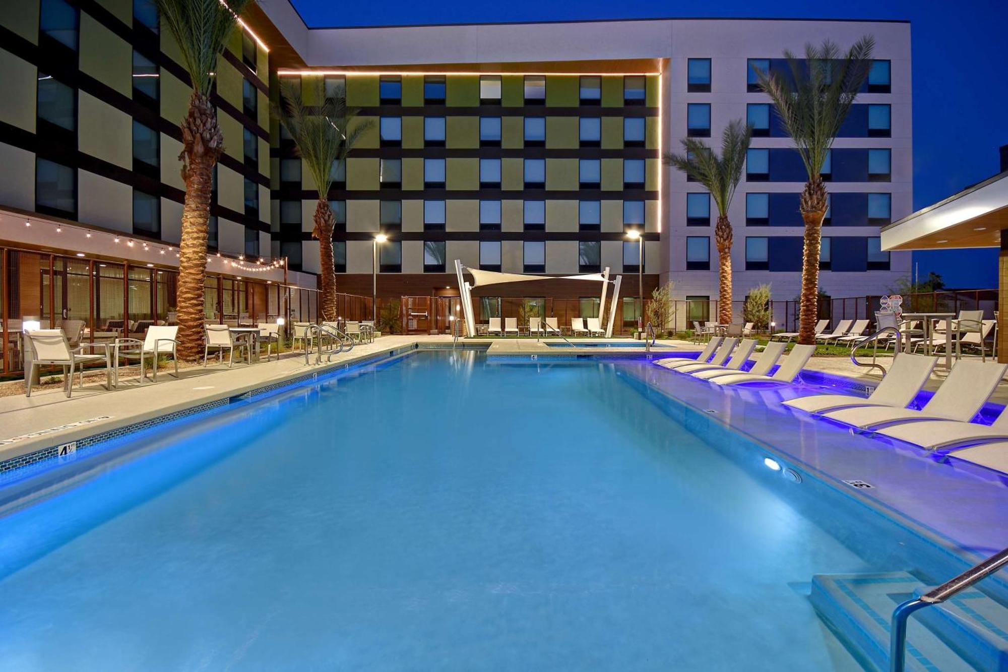 Home2 Suites By Hilton Las Vegas Convention Center - No Resort Fee Εξωτερικό φωτογραφία