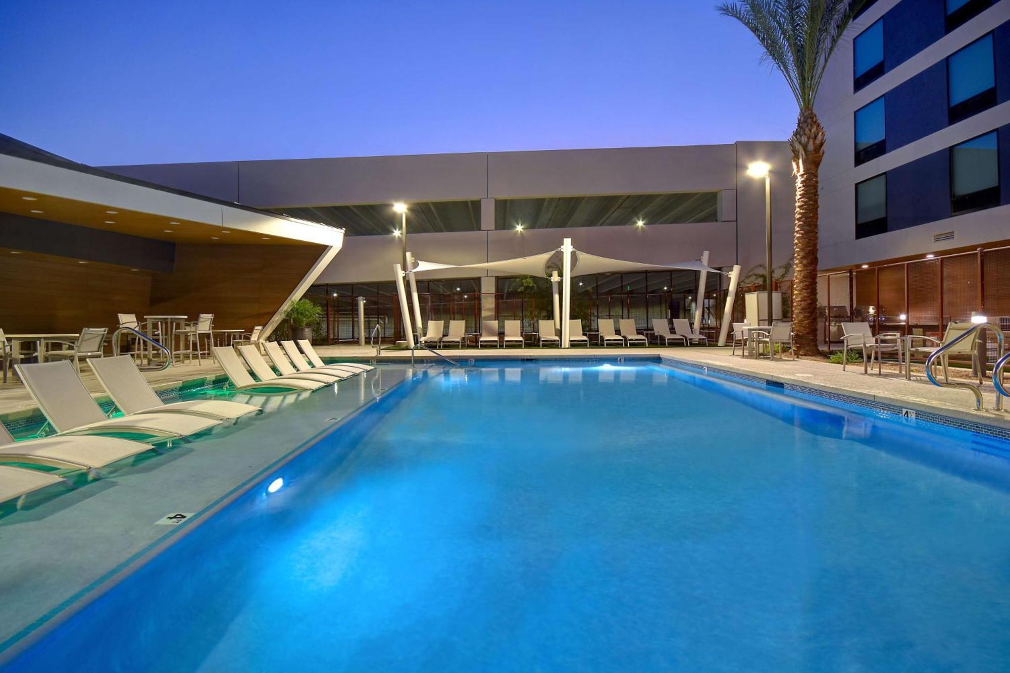 Home2 Suites By Hilton Las Vegas Convention Center - No Resort Fee Εξωτερικό φωτογραφία