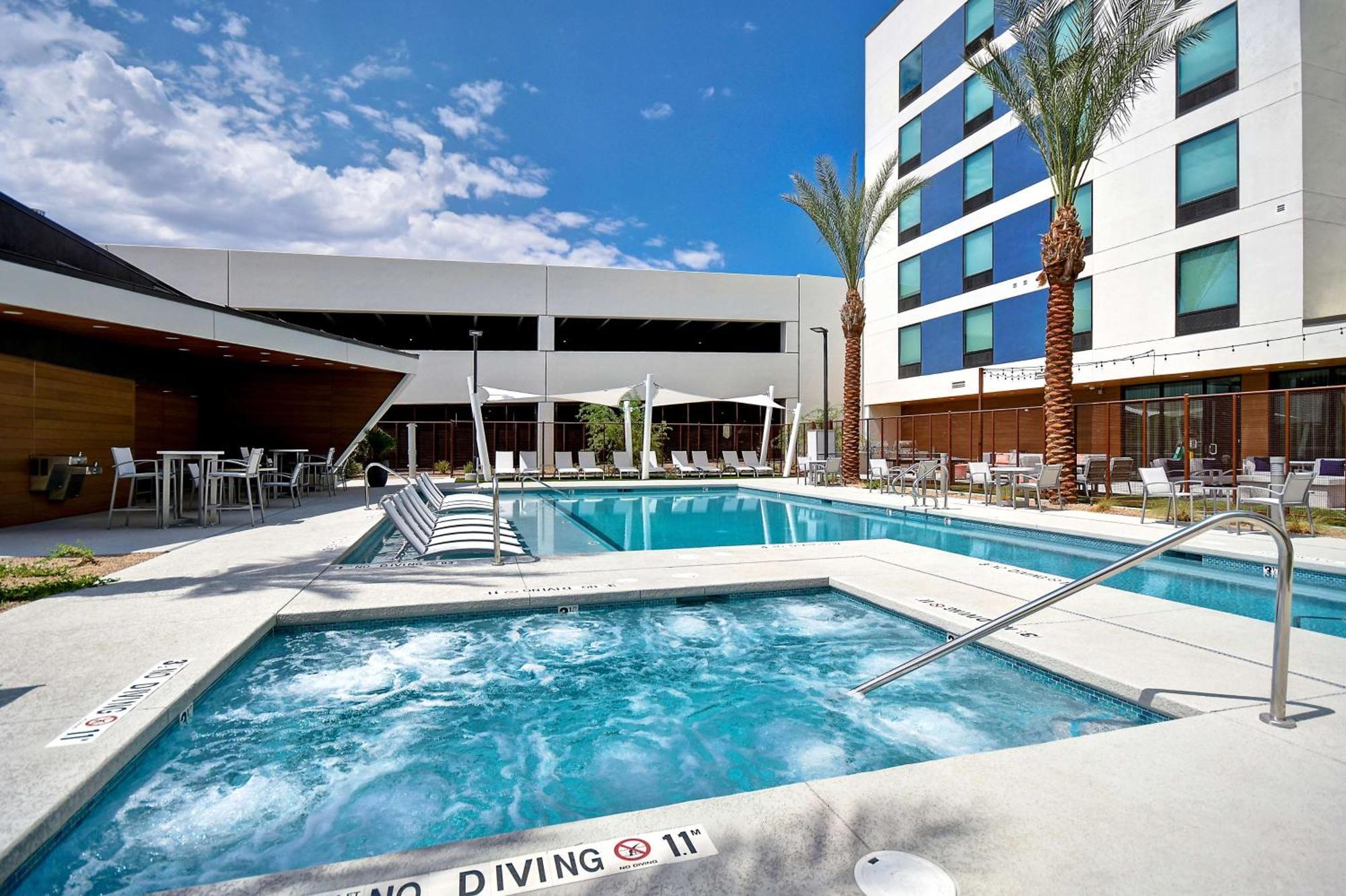 Home2 Suites By Hilton Las Vegas Convention Center - No Resort Fee Εξωτερικό φωτογραφία