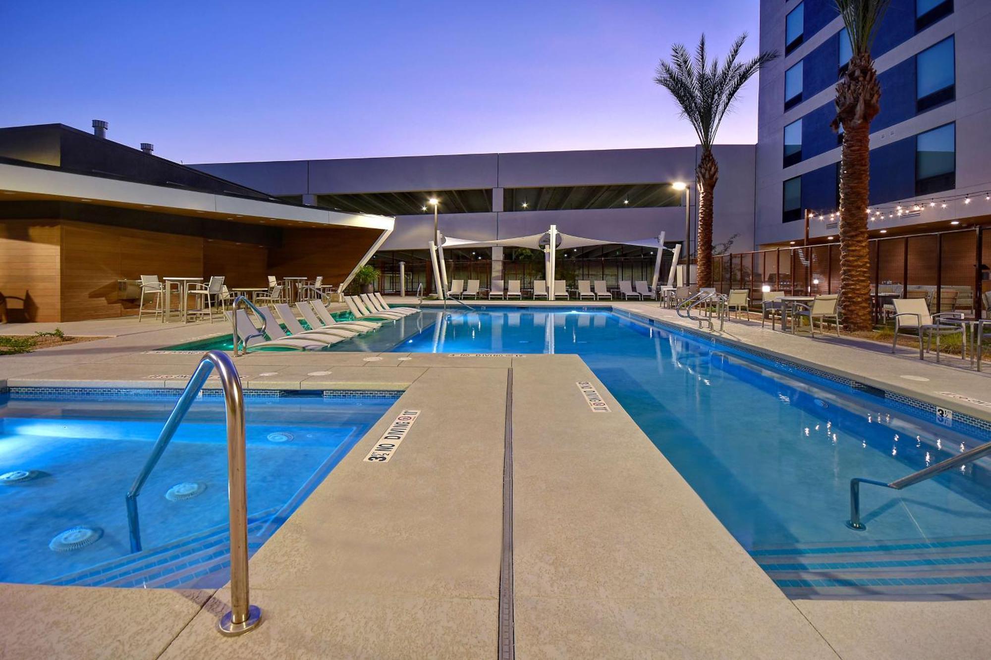 Home2 Suites By Hilton Las Vegas Convention Center - No Resort Fee Εξωτερικό φωτογραφία